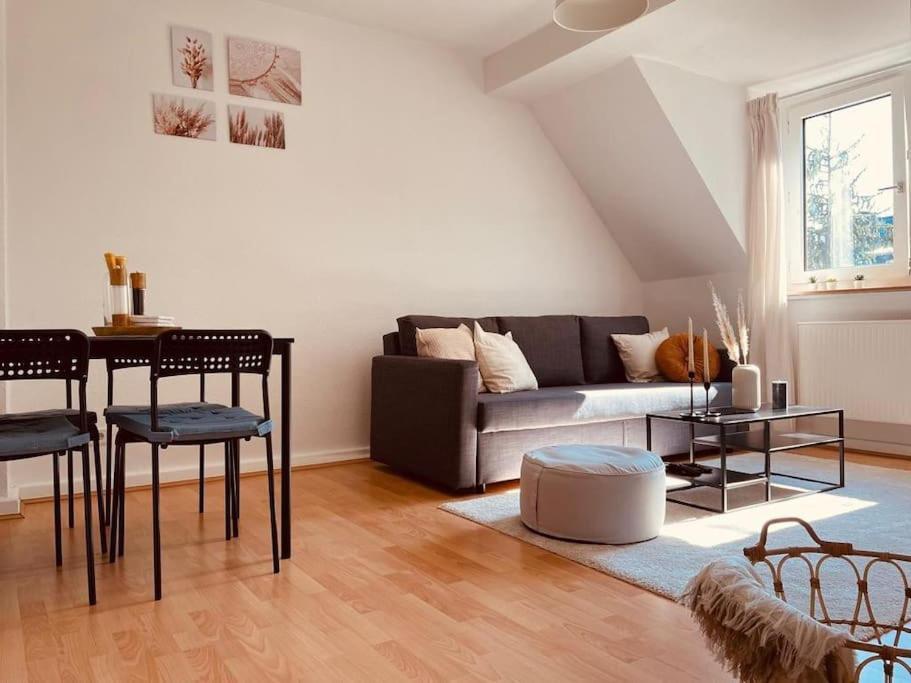 Gemutliche & Komplett Ausgestattete Residenz เอสเซน ภายนอก รูปภาพ